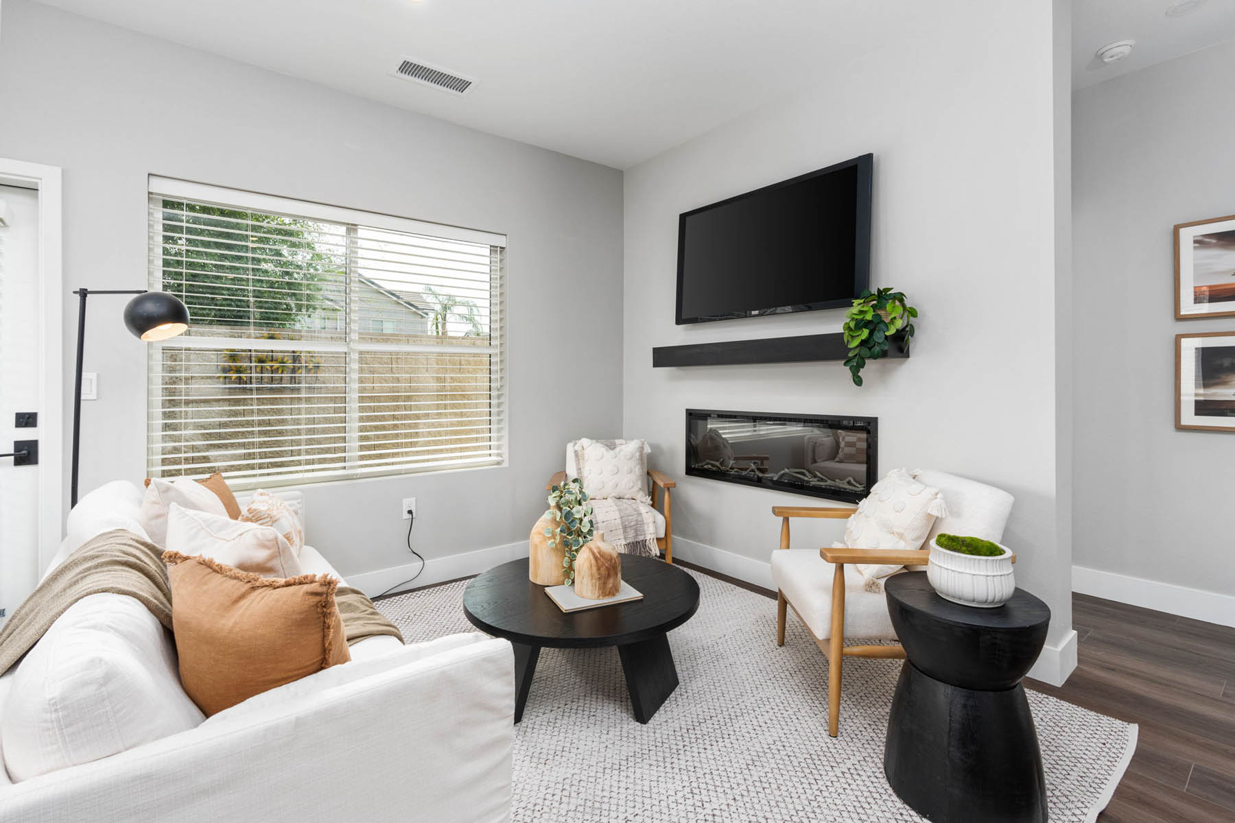 12-web-or-mls-Heritage Crossing-12