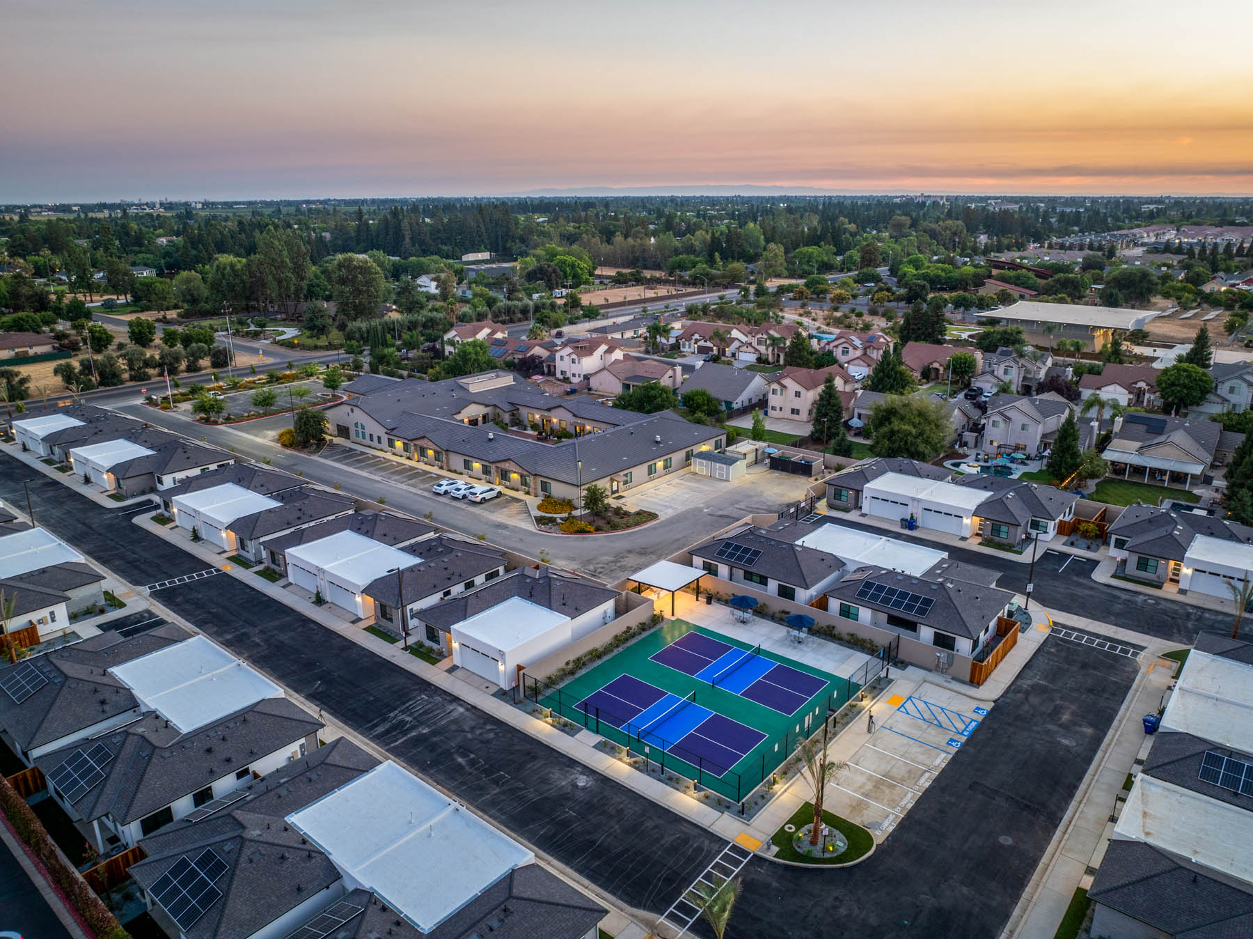 24-print-The Palms Luxury Condos – Twilight Photos-24